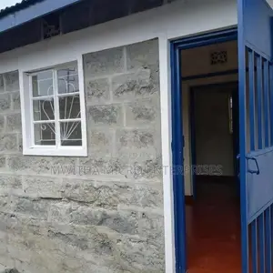 1bdrm House in Race Course for rent