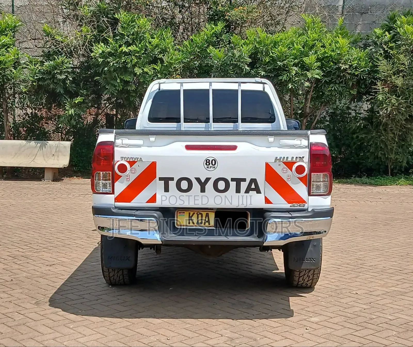 Toyota Hilux 2019 White