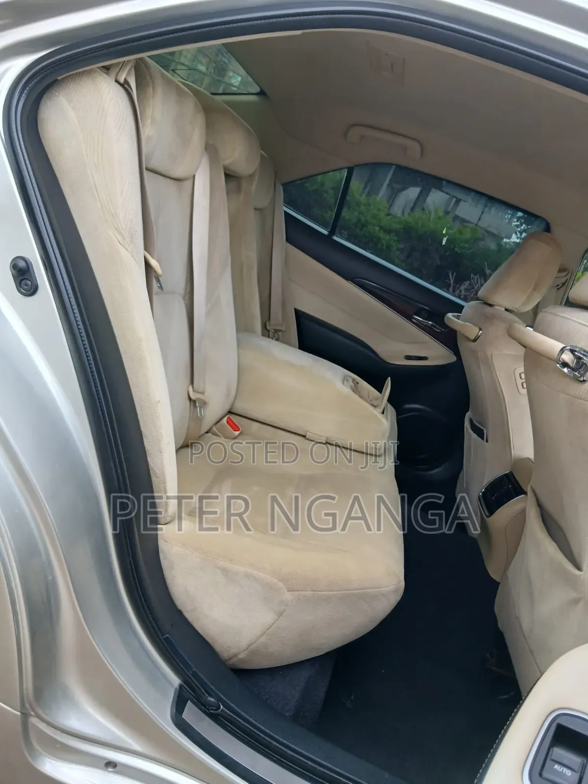 Toyota Crown 2016 Silver