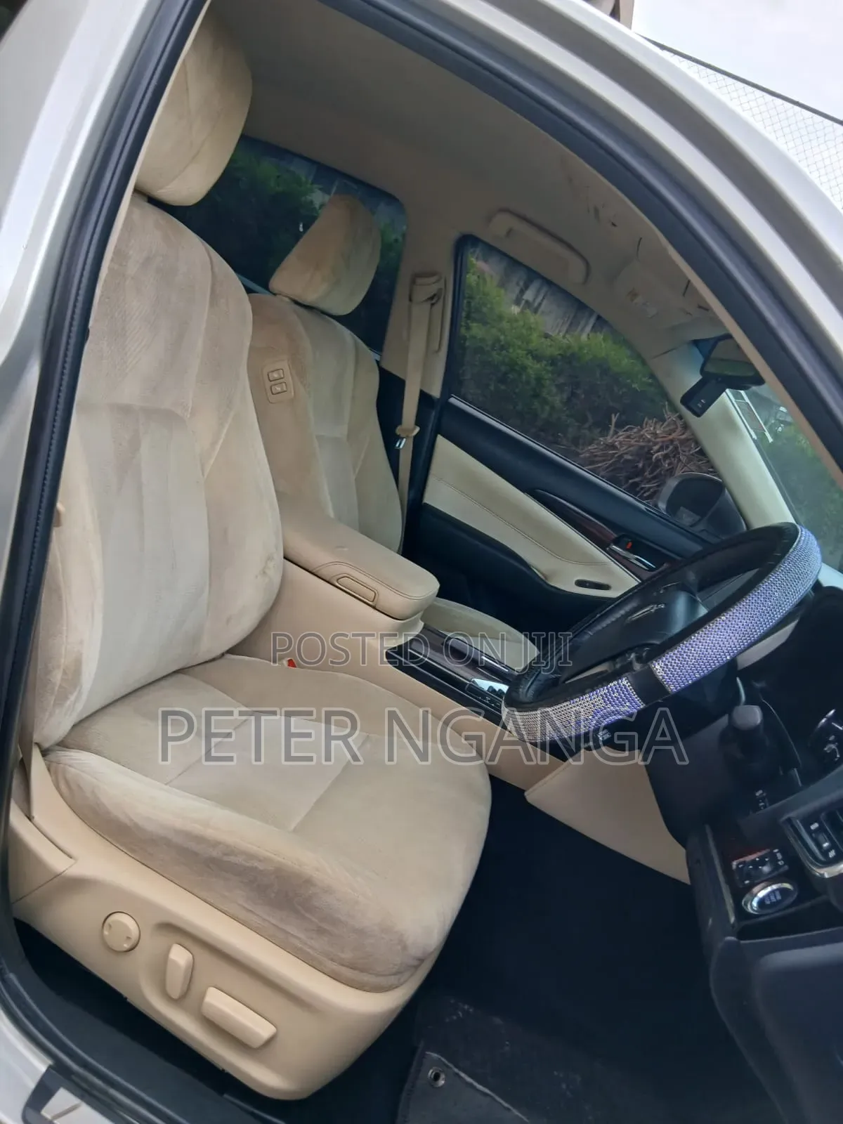 Toyota Crown 2016 Silver