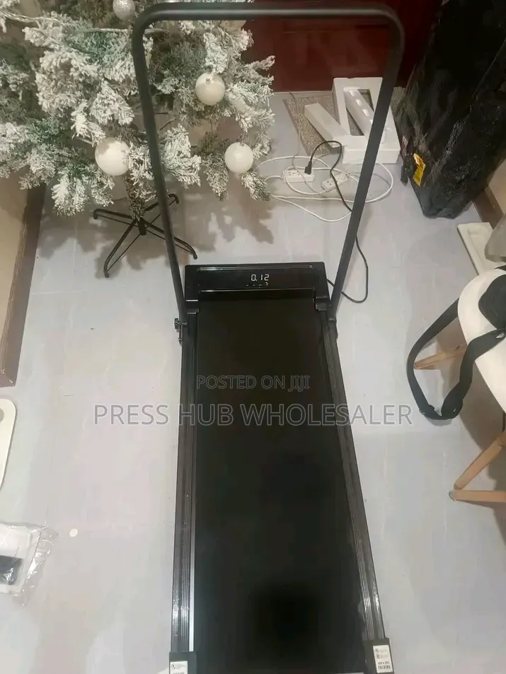 Foldable 2-in-1 Walking Pad Treadmill With Support Handlebar