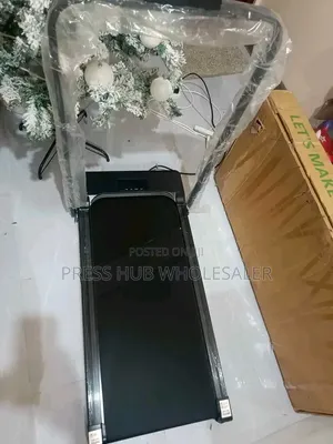 Foldable 2-in-1 Walking Pad Treadmill With Support Handlebar