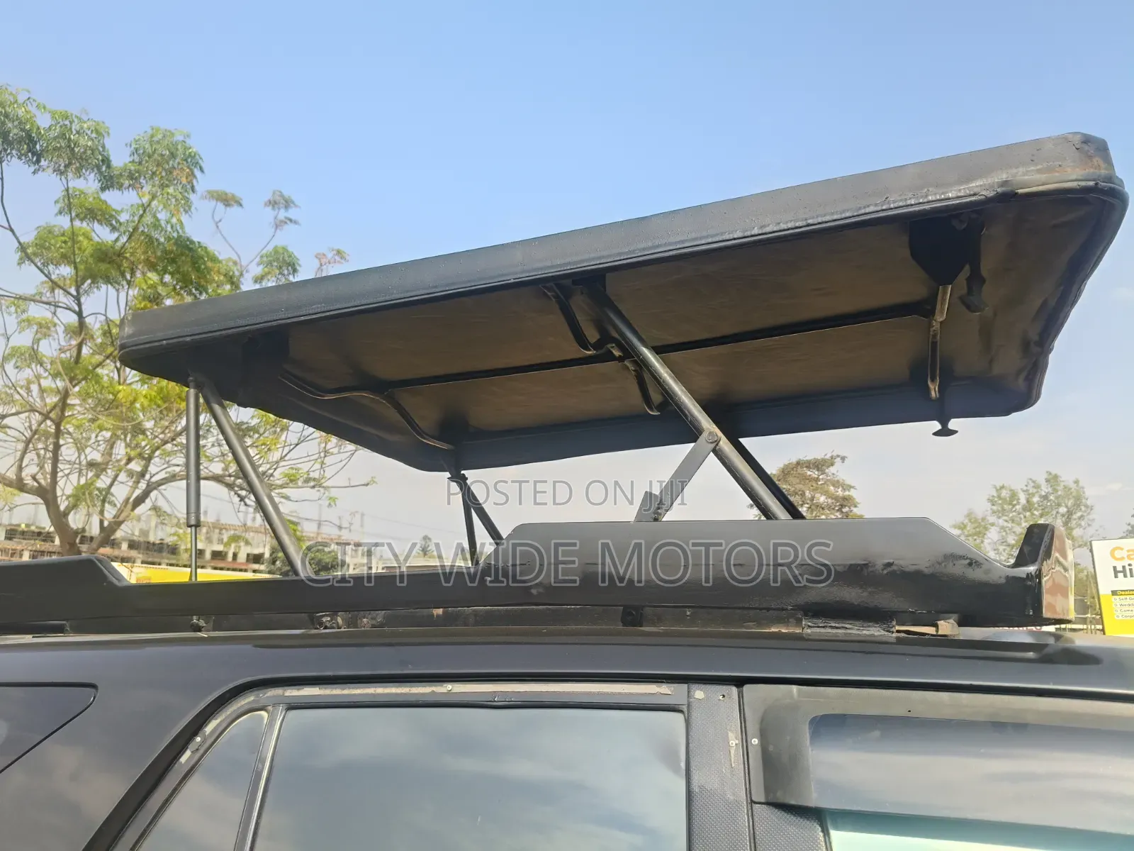 Toyota Hilux Surf 2004 Black