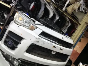Ex Japan Outlander Roadest Nosecut