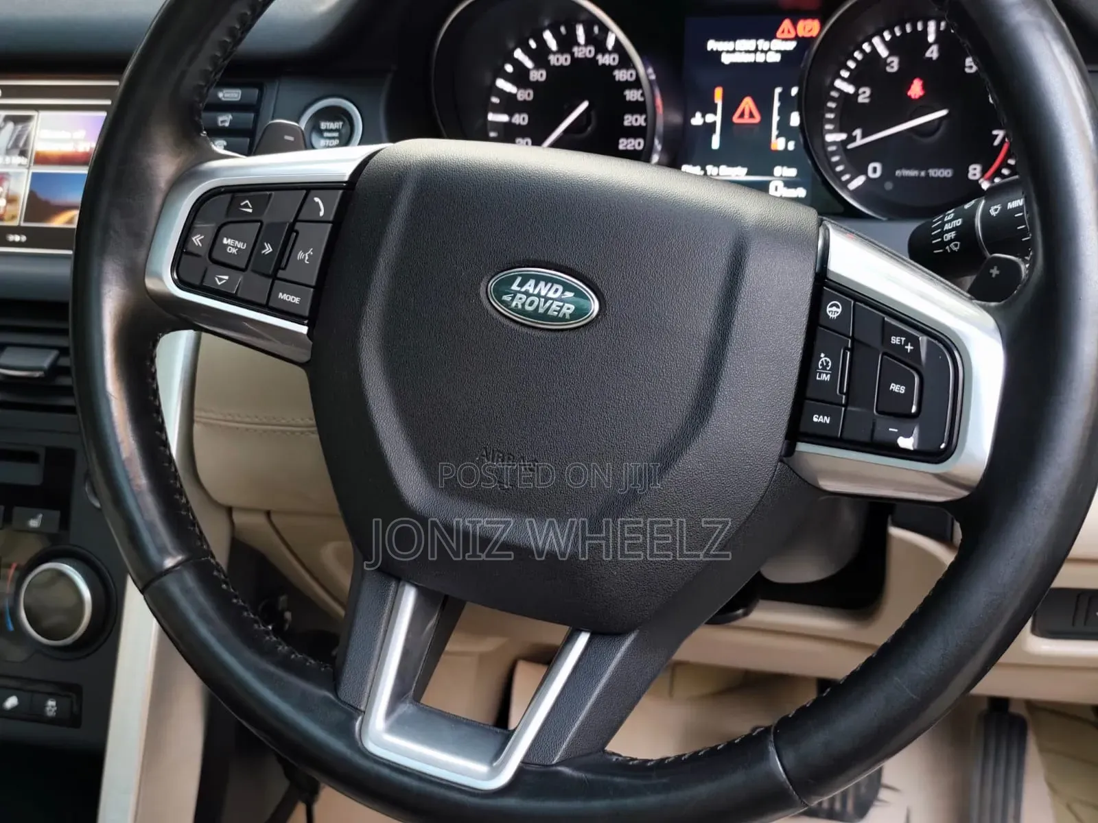 Land Rover Discovery Sport 2016 Gold
