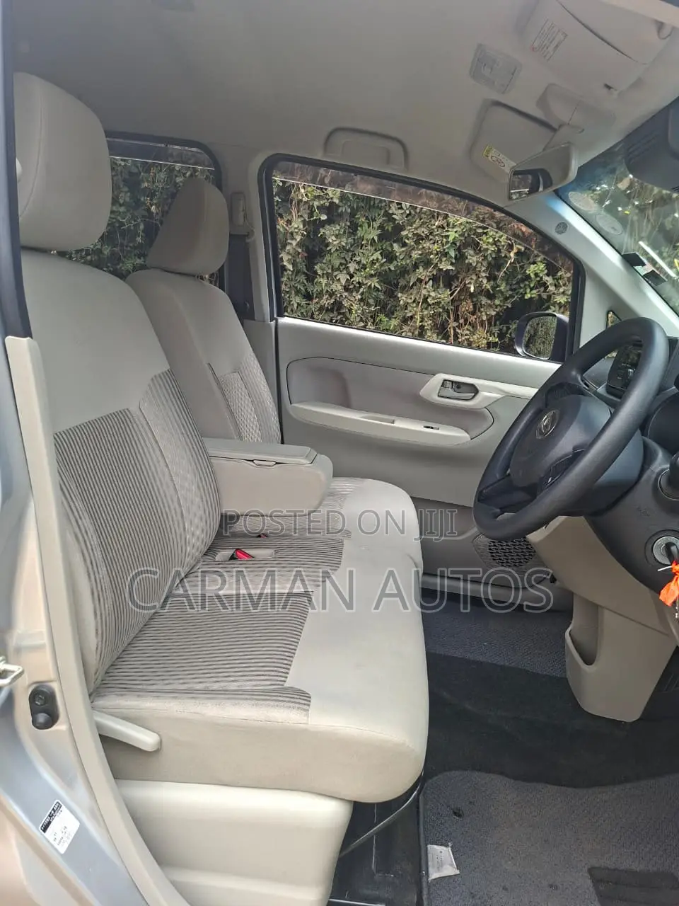 Daihatsu Move 2021 Silver