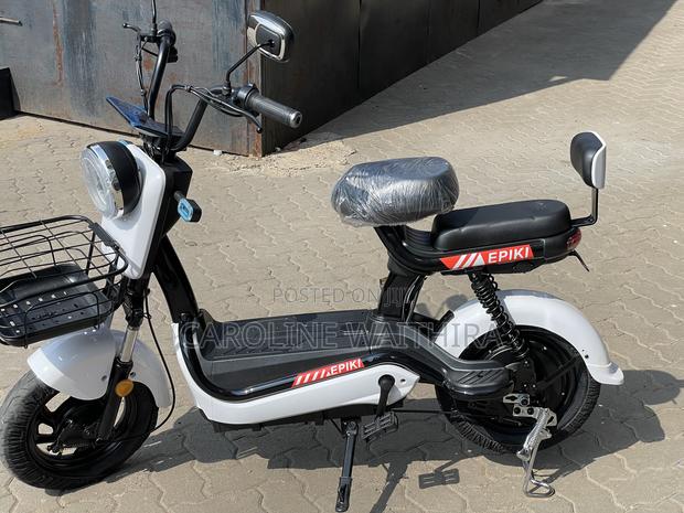 New Motorcycle 2025 White - thumbnail 3