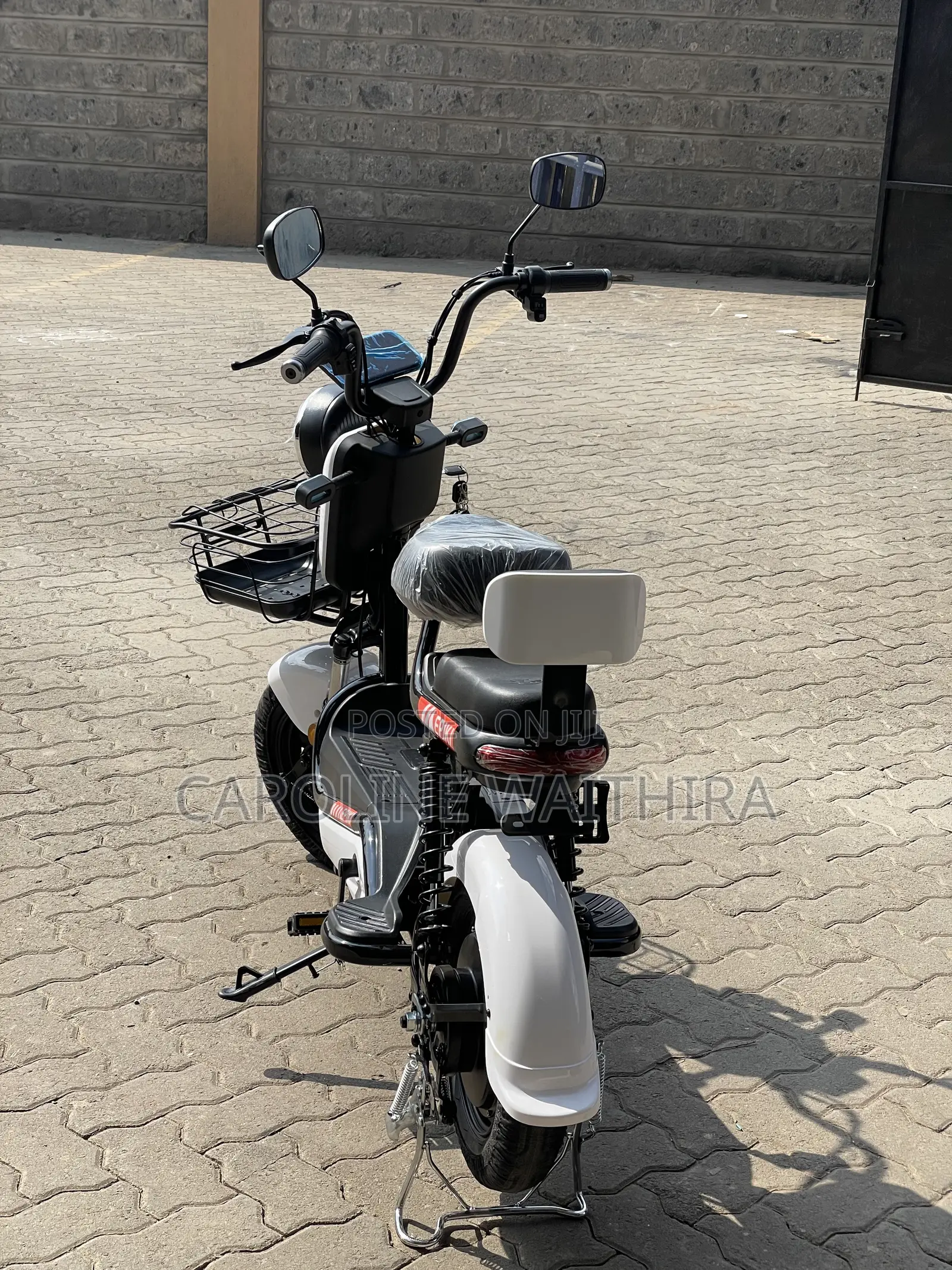 New Motorcycle 2025 White