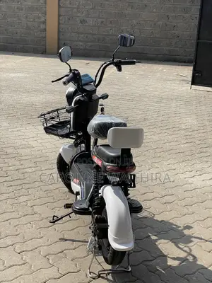 New Motorcycle 2025 White