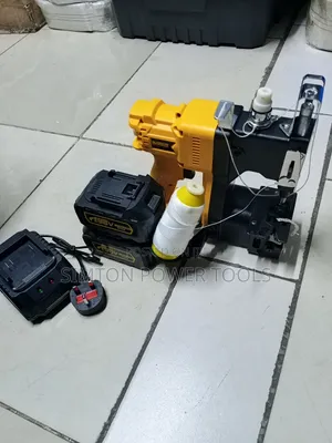 Industrial Cordless DeWalt Bag Closer