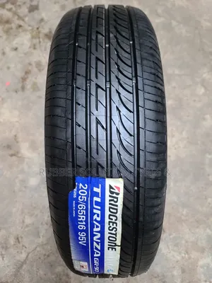 205 /65 R16 Bridgestone Tyres 95V TURENZA GR-90