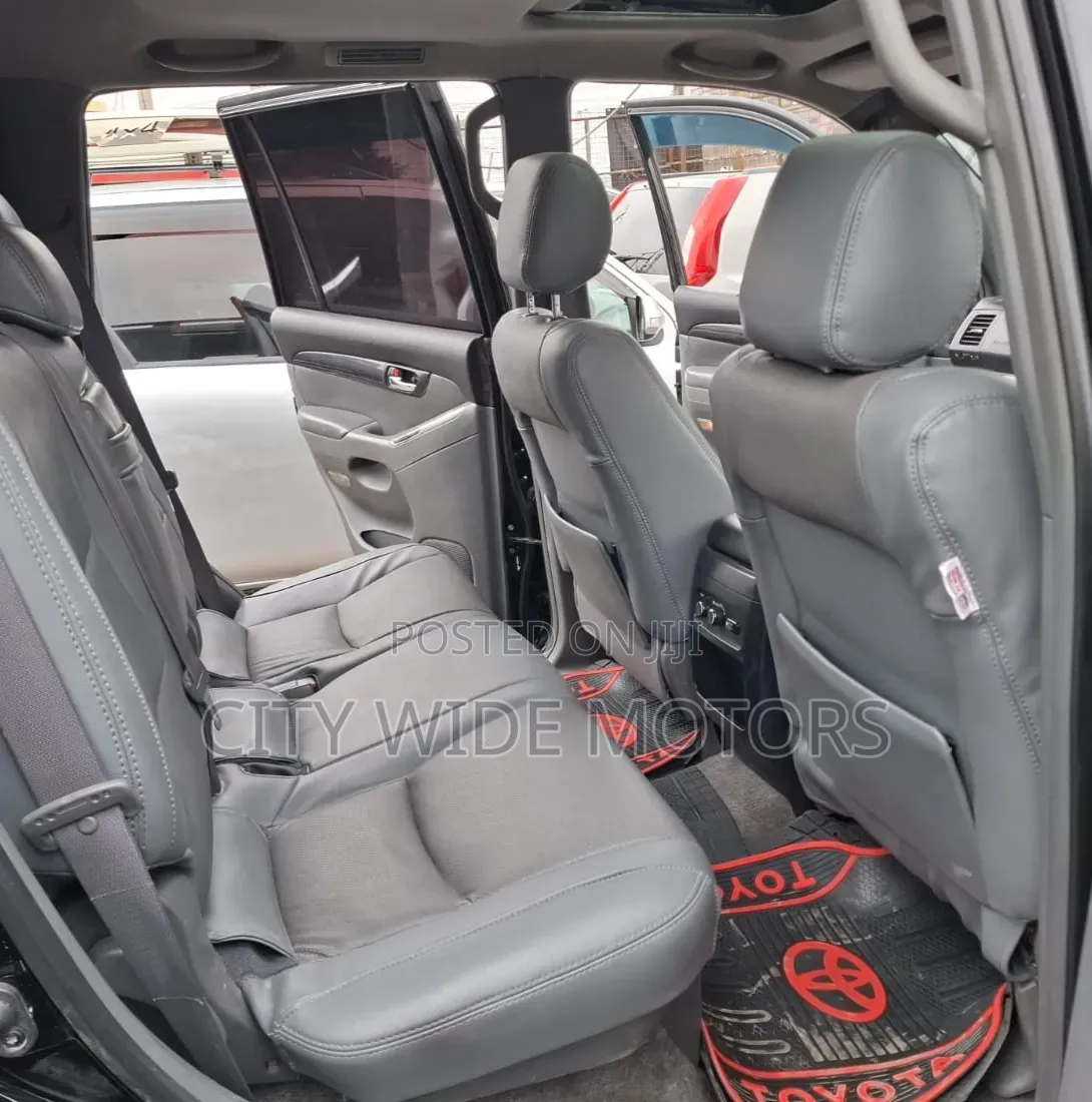 Toyota Land Cruiser Prado 2007 Black