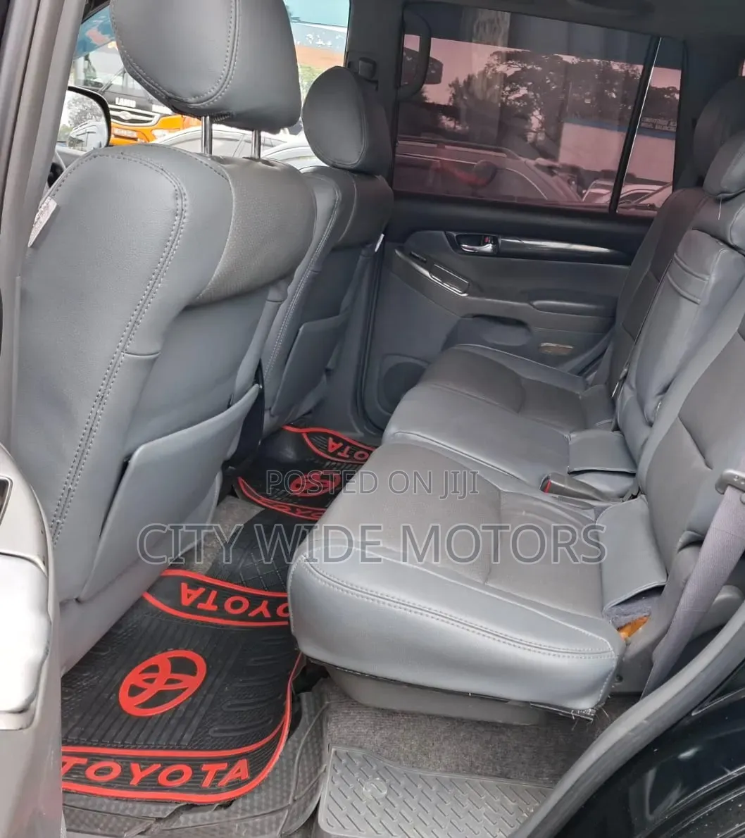 Toyota Land Cruiser Prado 2007 Black