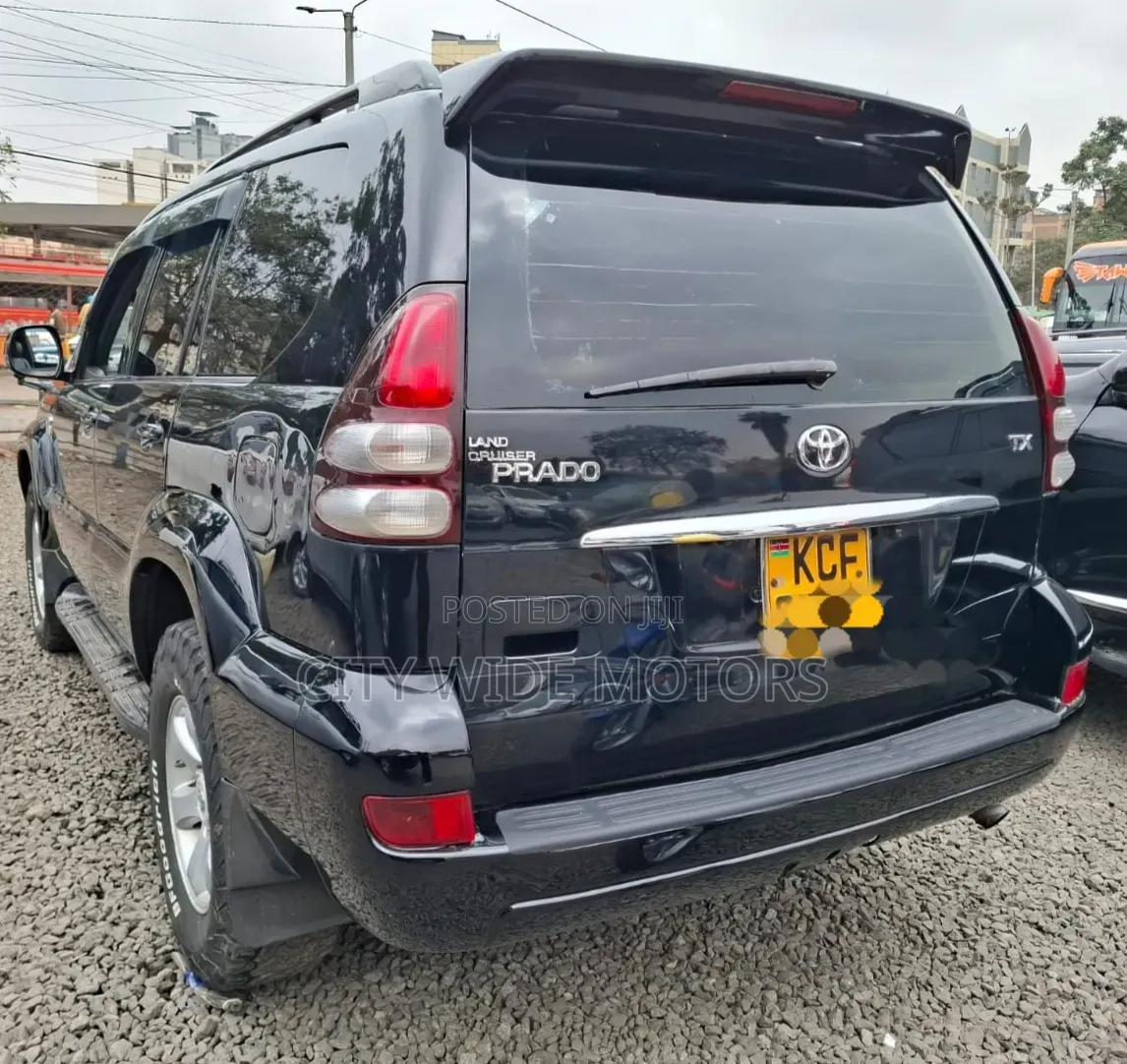 Toyota Land Cruiser Prado 2007 Black