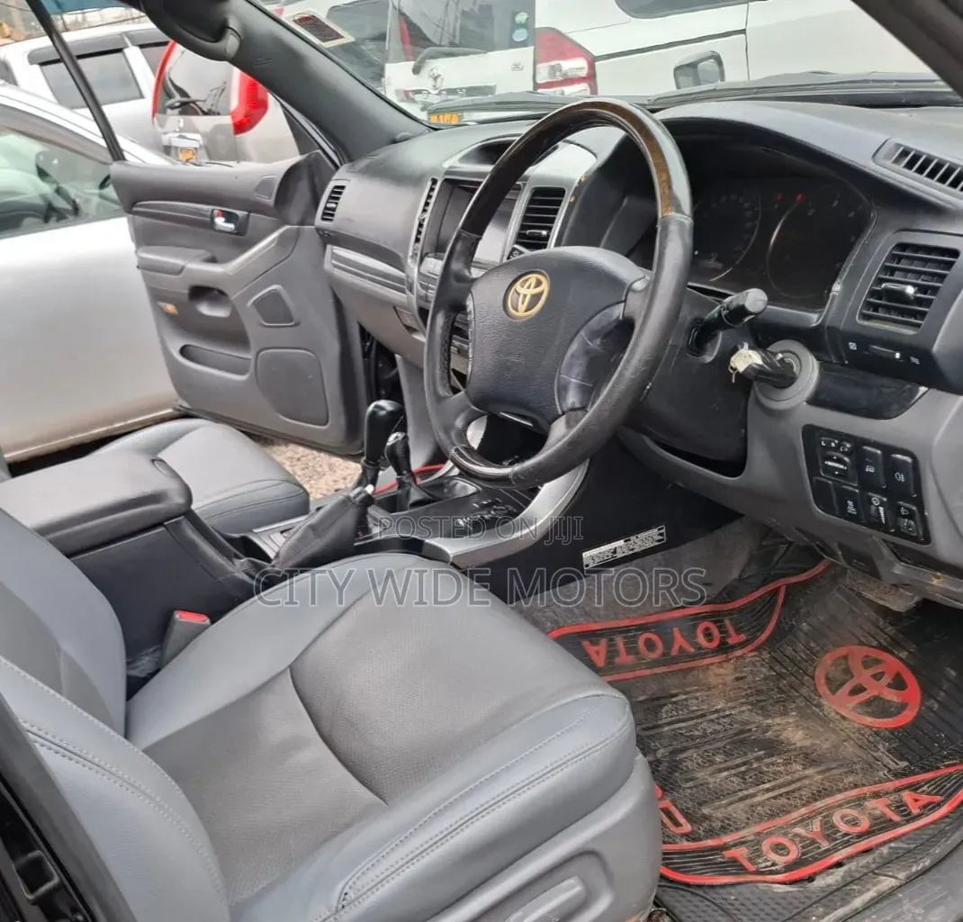Toyota Land Cruiser Prado 2007 Black