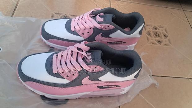 AirMax Shoes Size 39 - main view