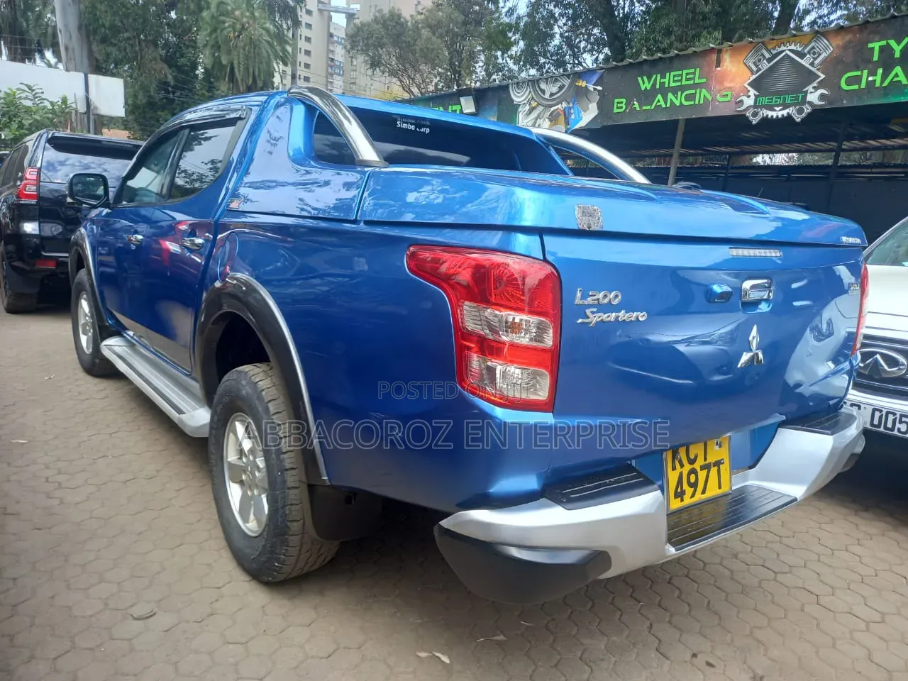 Mitsubishi L200 2018 Blue