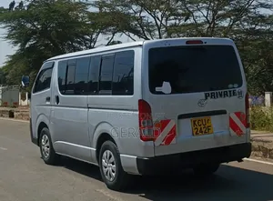 Toyota HiAce 2012 Silver