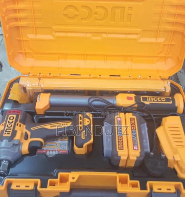 2 in 1 Set With 405nm Wrench, Work Lamp 10pcs Socket Set