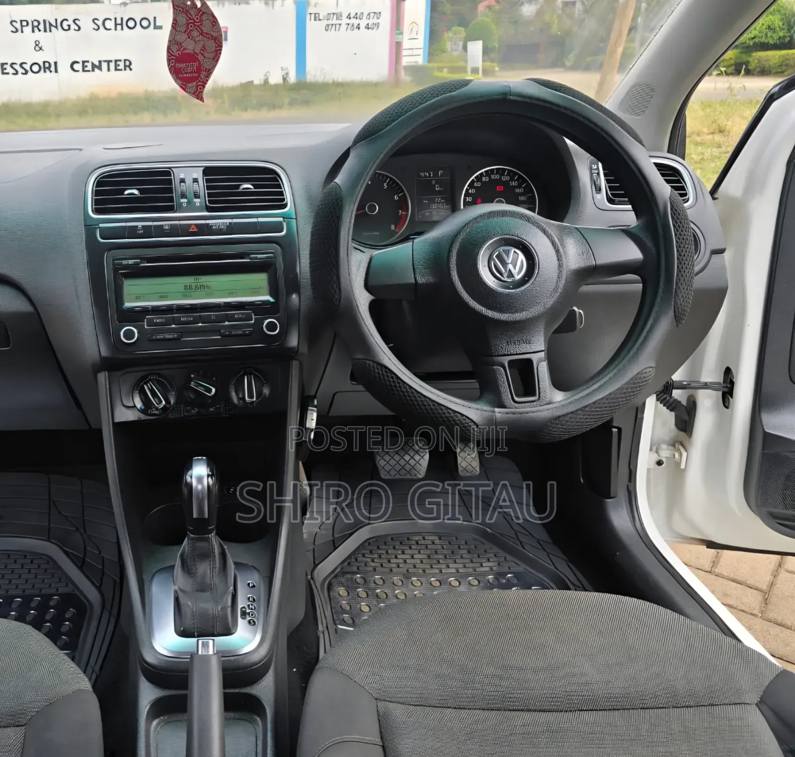 Volkswagen Polo 2013 White