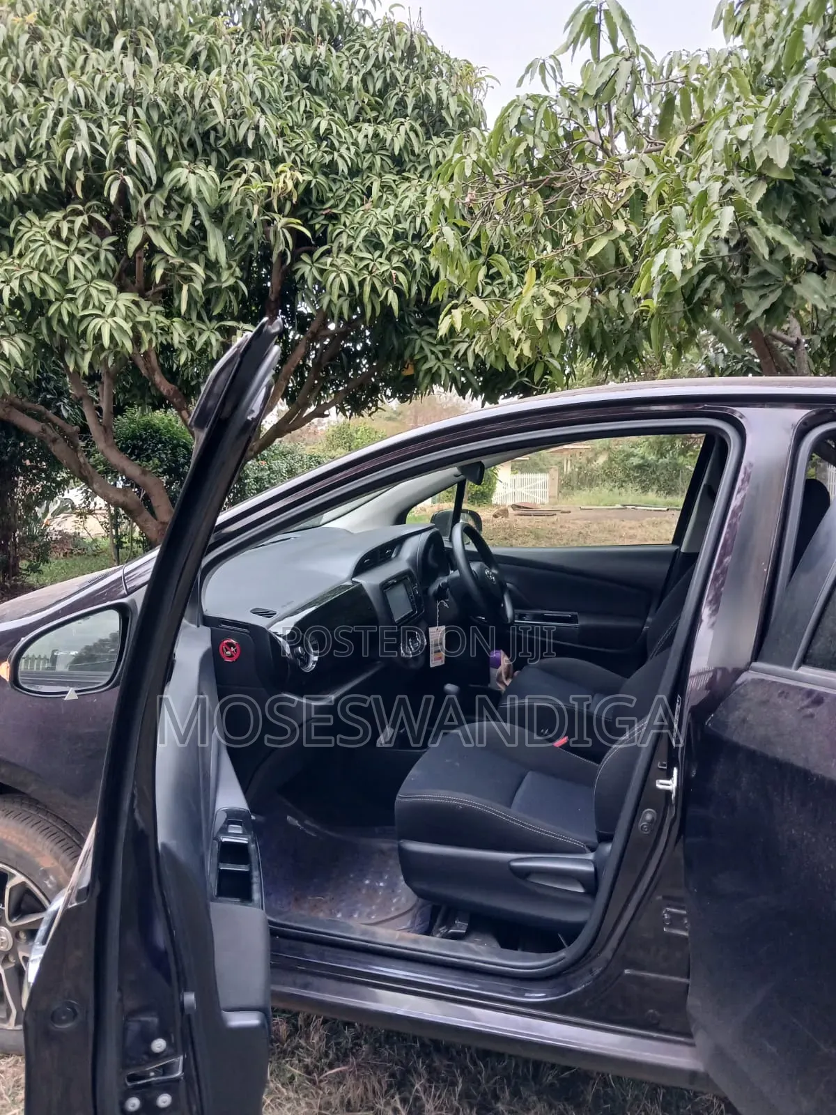 Toyota Vitz 2018 Purple