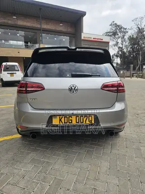 Volkswagen Golf 2014 Silver
