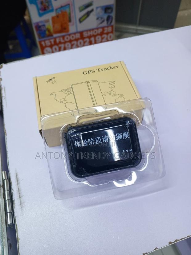 P7 GPS Tracking Device With 3000mAh Long Standby Battery