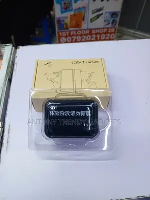 P7 GPS Tracking Device With 3000mAh Long Standby Battery
