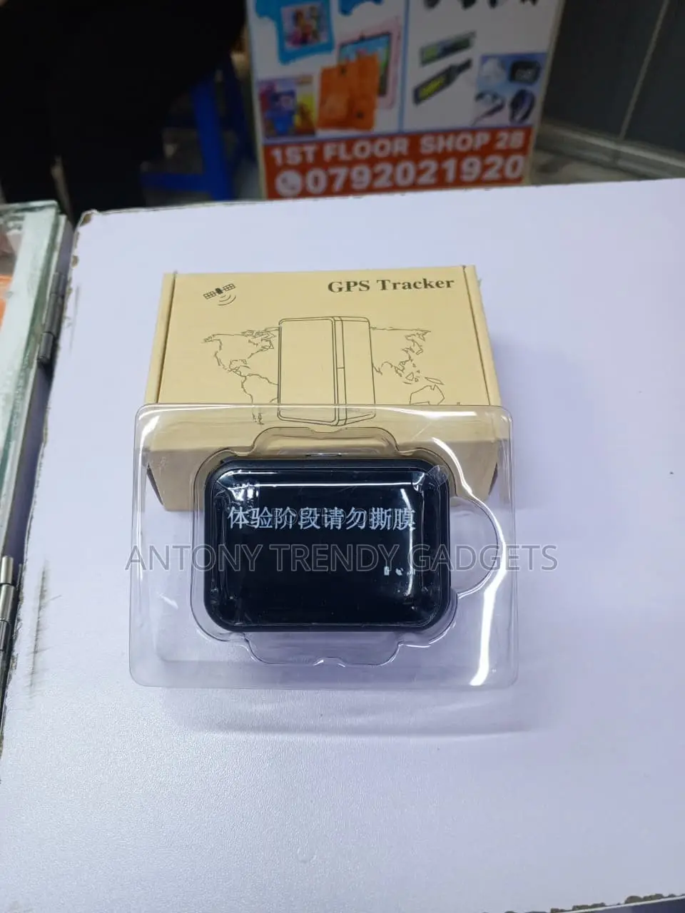 P7 GPS Tracking Device With 3000mAh Long Standby Battery