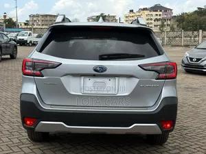 Subaru Outback 2022 Gray