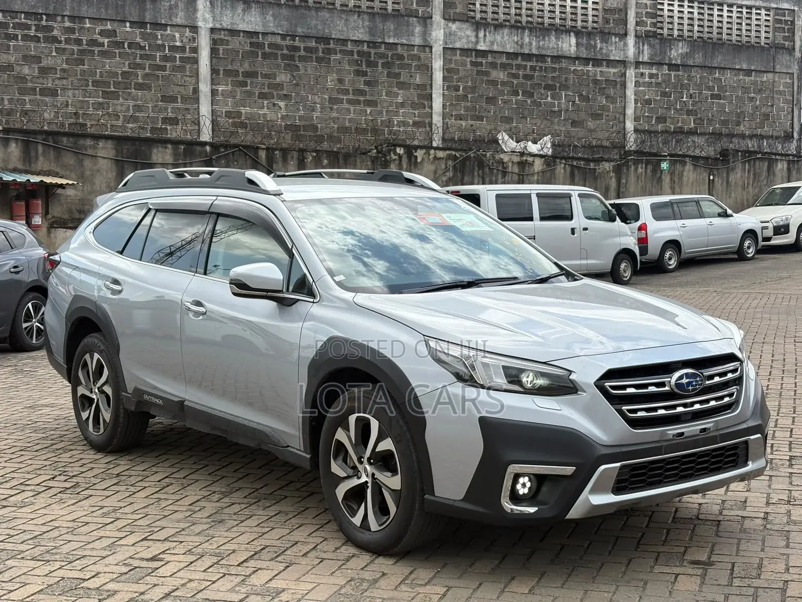 Subaru Outback 2022 Gray