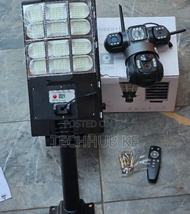 Triple Lens Solar Floodlight 180W 4G CCTV Camera 6MP WTH Two-Way Audio