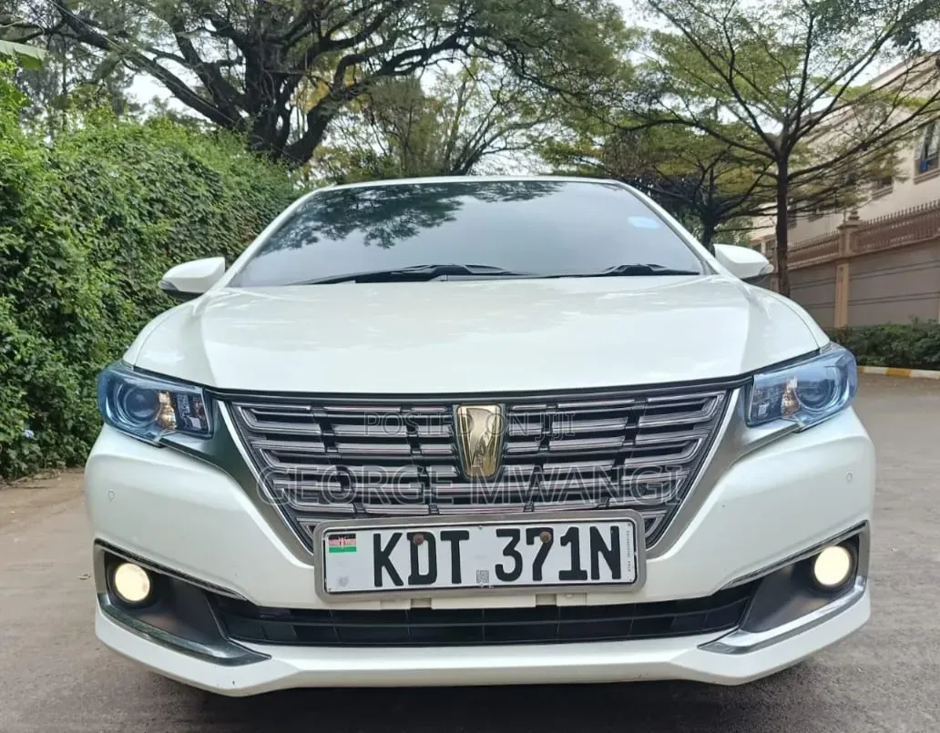Toyota Premio 2019 White