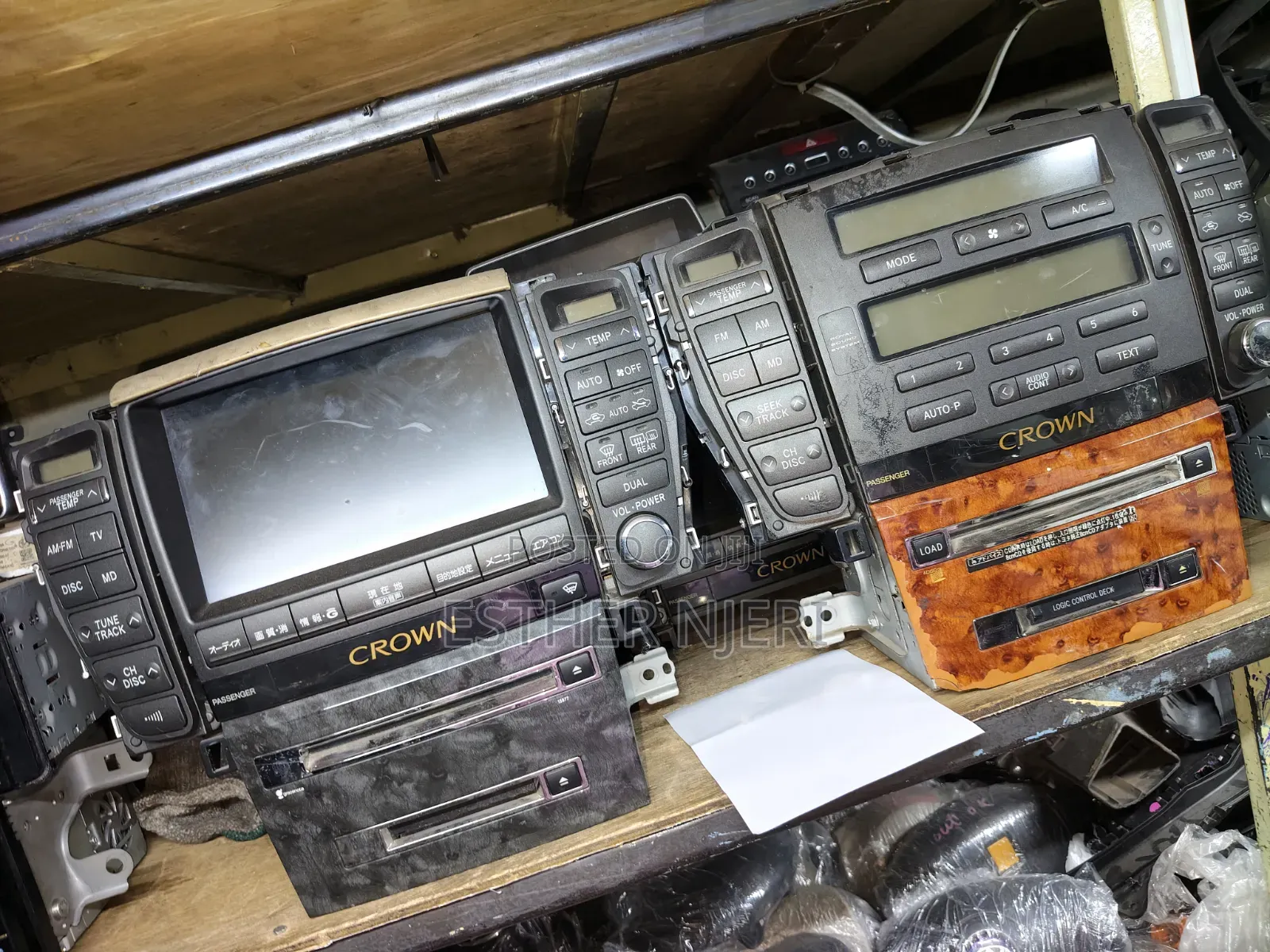 Ex Japan Crown Radio