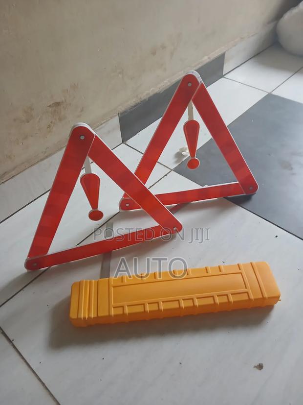 Car Emergency Warning Triangle | Reflective Roadside Safety Triangle