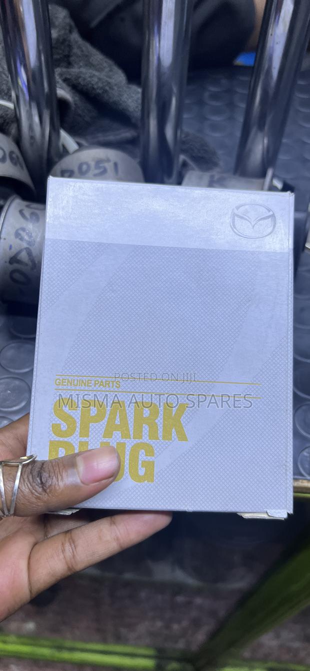 Spark Plug - thumbnail 2
