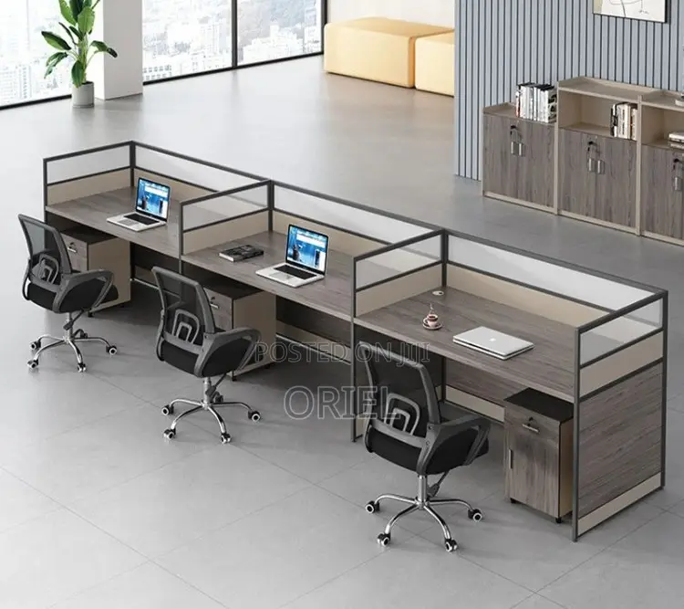 Office Workstation 3-Seater Straight Office Workstation