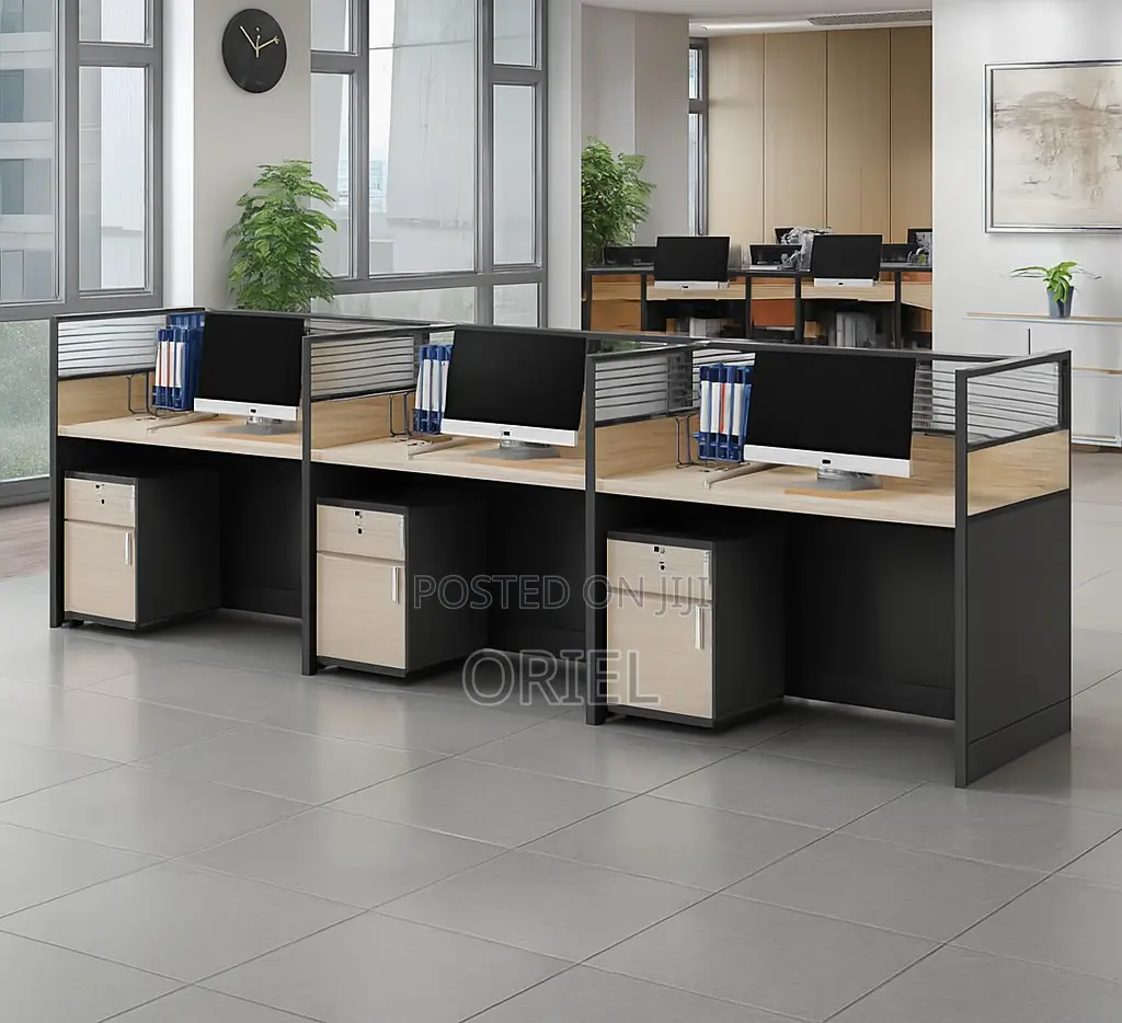 Office Workstation 3-Seater Straight Office Workstation