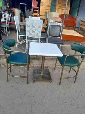Hotel, Bar and Restaurant Table and Chairs