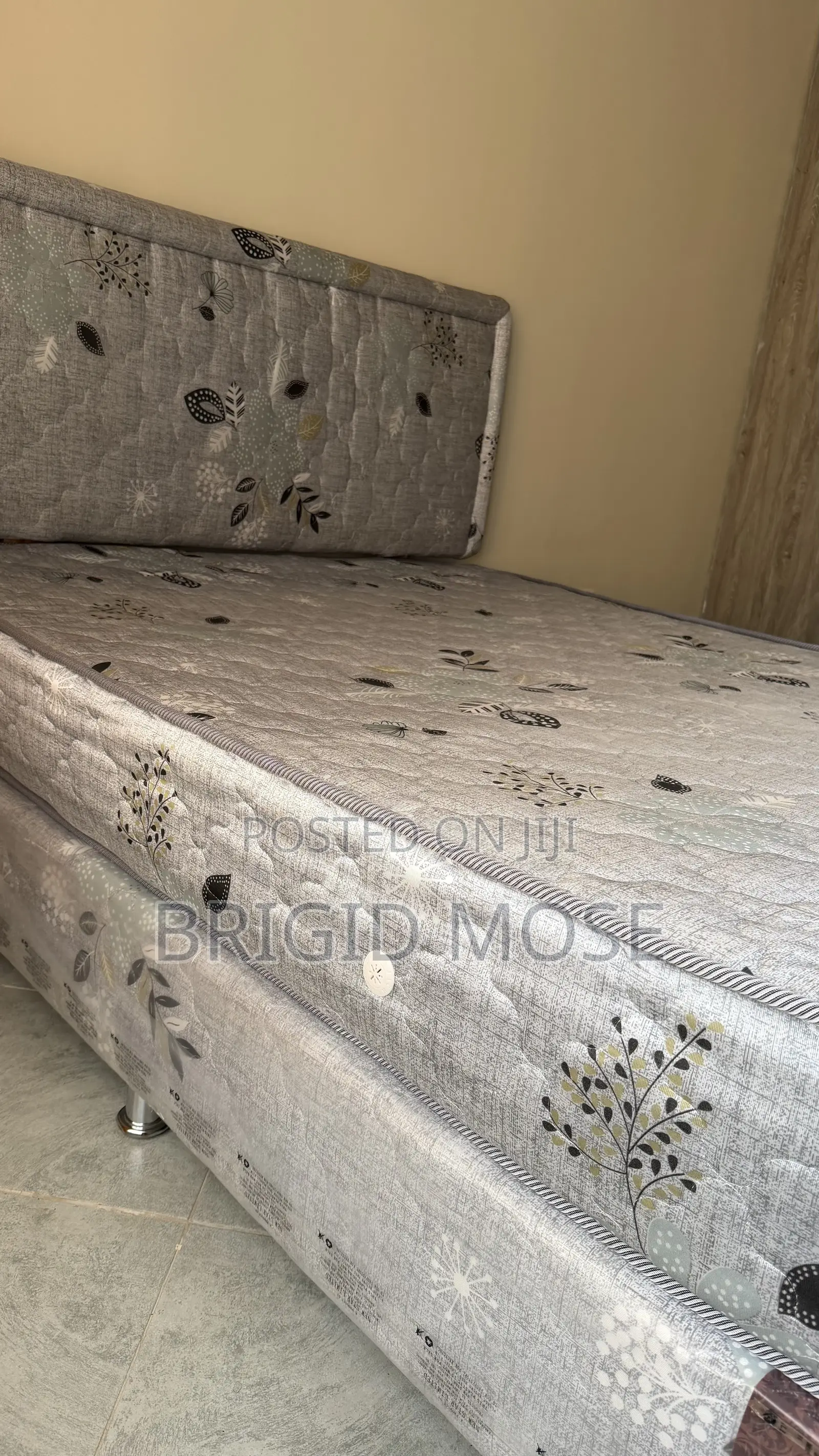 New Star Orthopedic Intercoil Spring Mattress With Matching Divan Bed