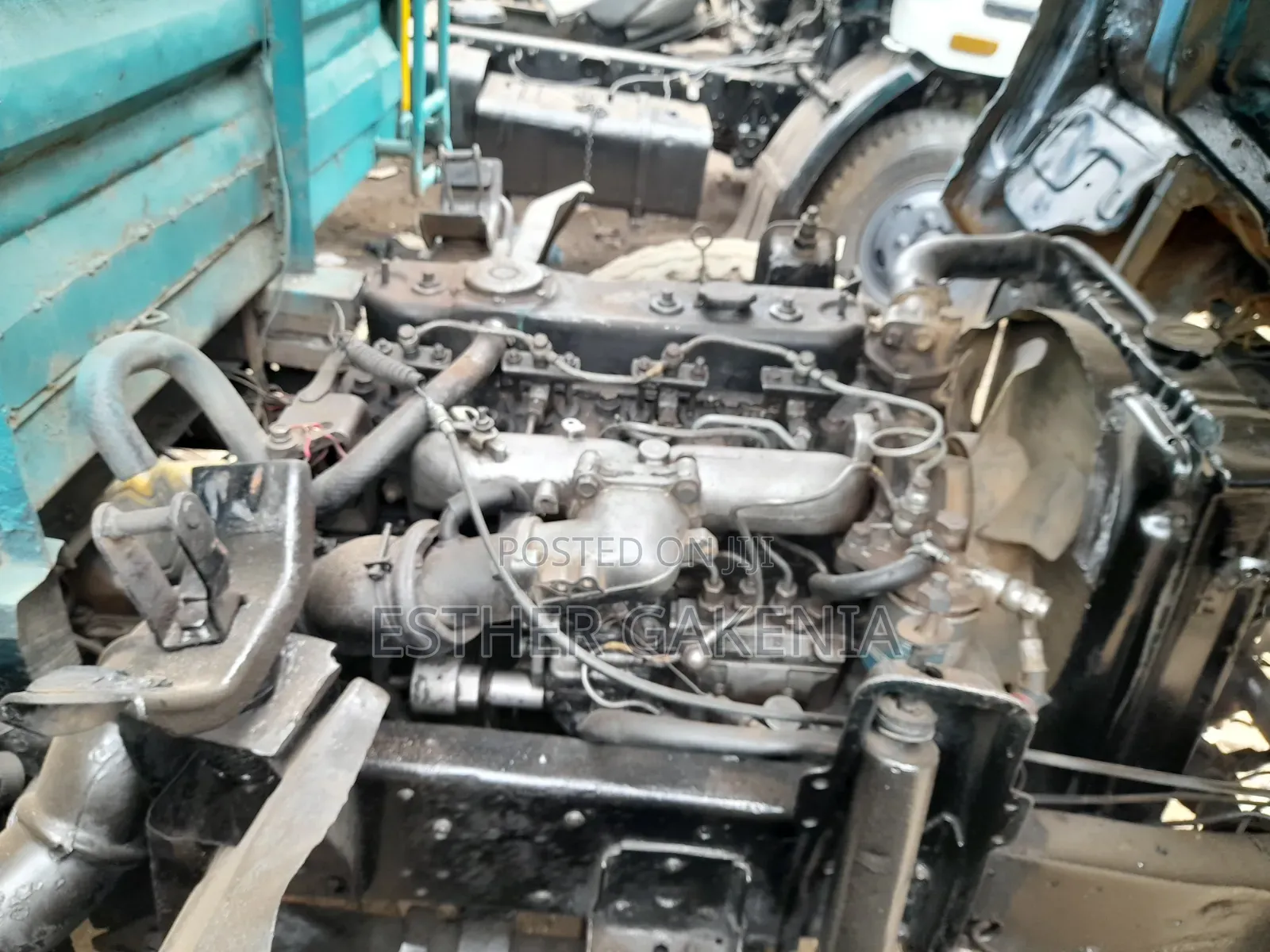 Isuzu NQR 1999 Blue