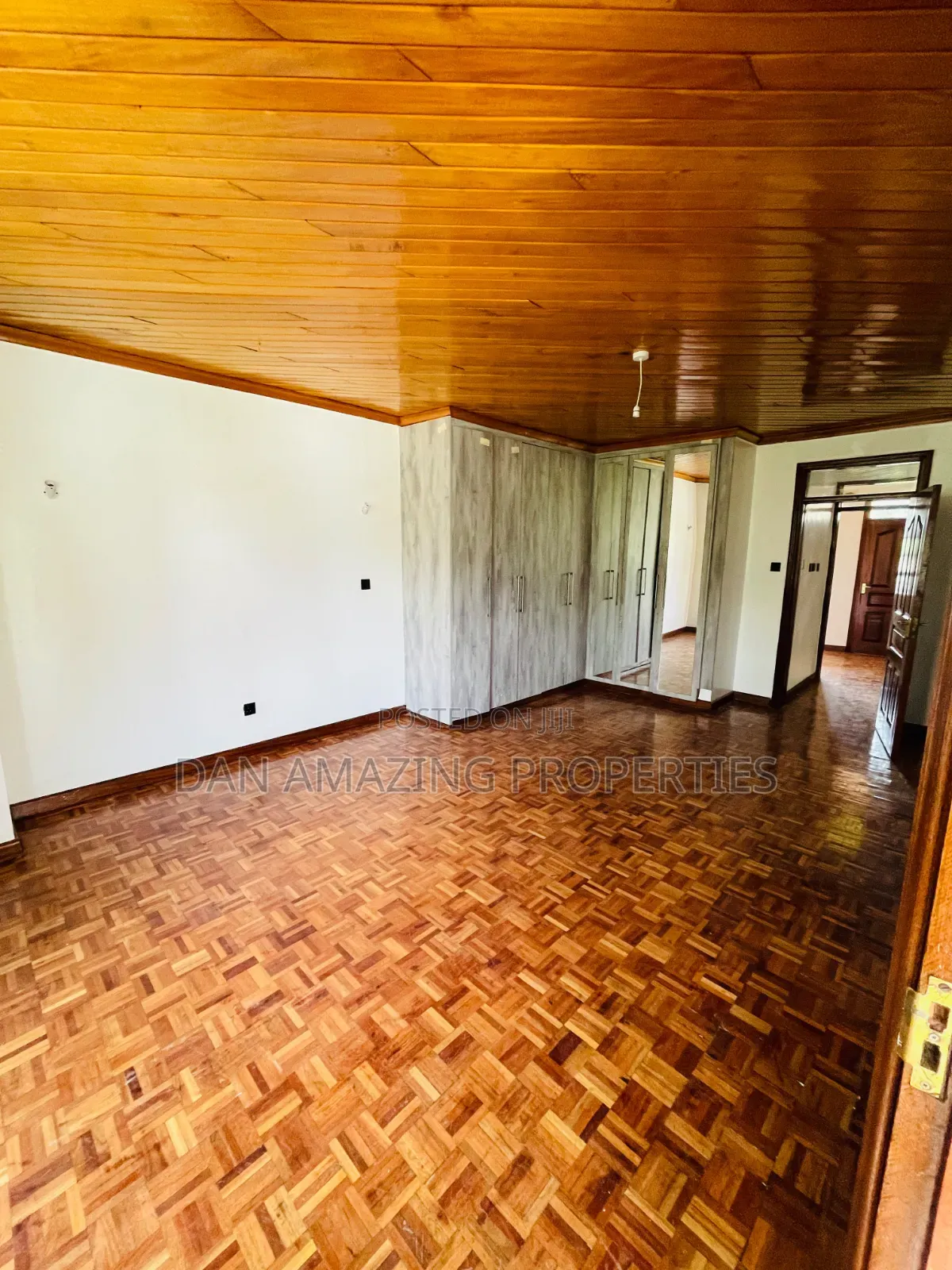 5bdrm Maisonette in Abc, Muthangari for rent