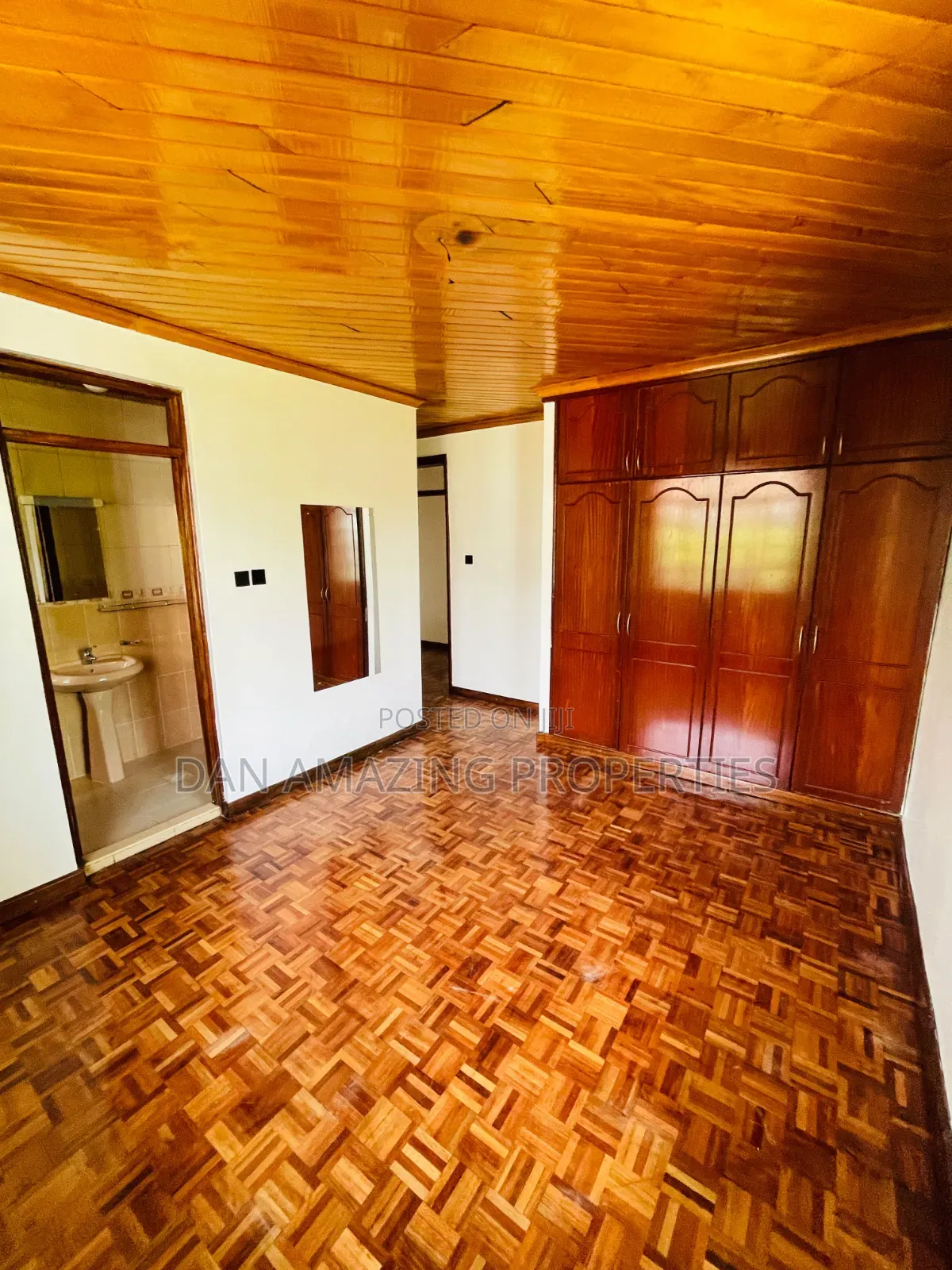 5bdrm Maisonette in Abc, Muthangari for rent