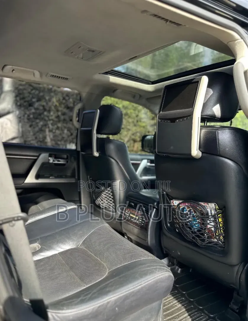 Toyota Land Cruiser 2012 Black
