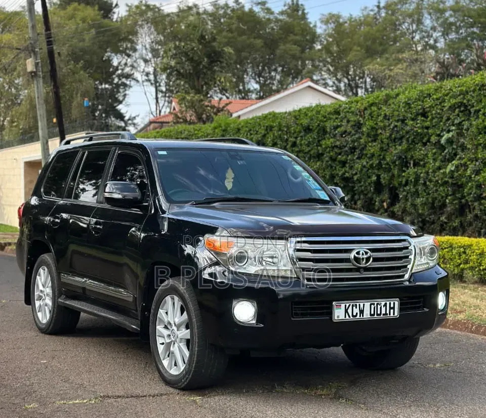 Toyota Land Cruiser 2012 Black