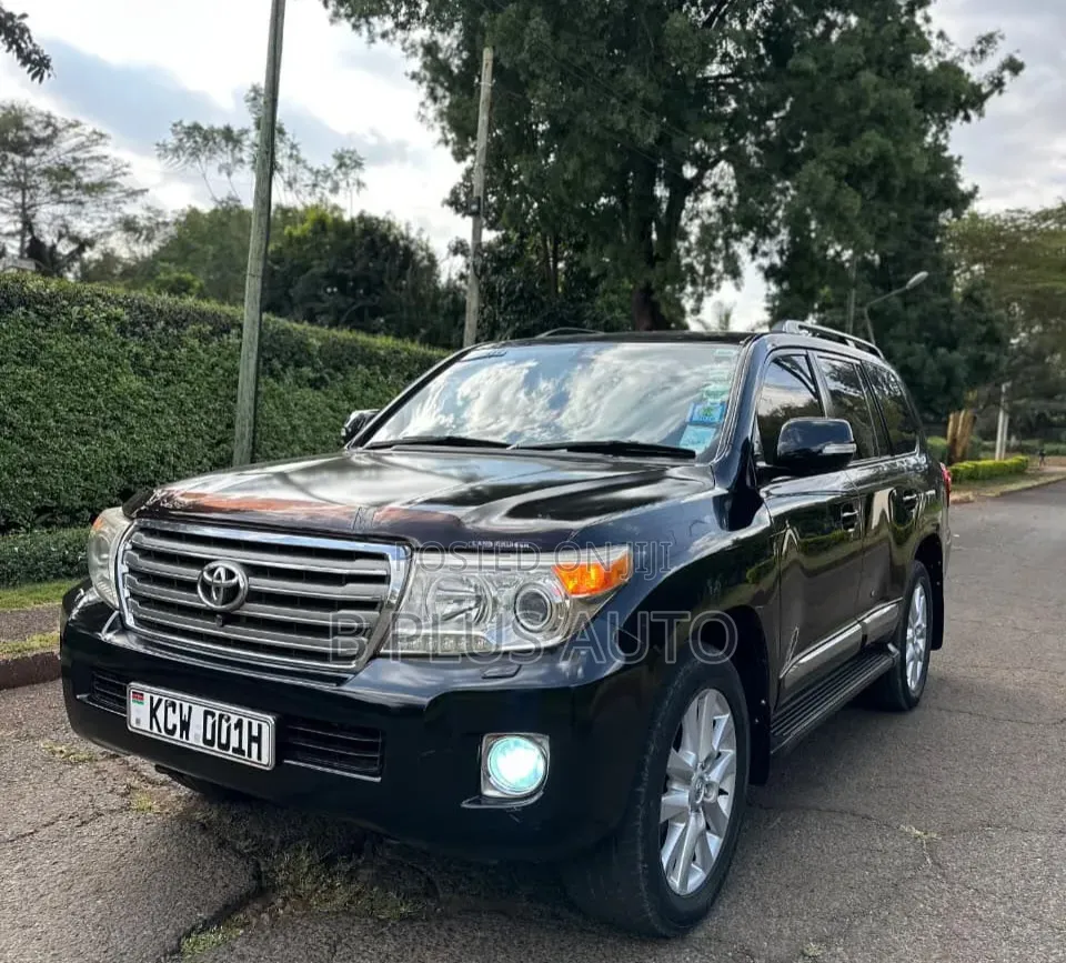 Toyota Land Cruiser 2012 Black
