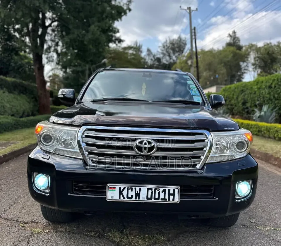 Toyota Land Cruiser 2012 Black