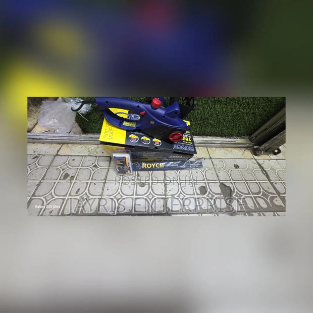 Royce Electric Chainsaw 1800watts at