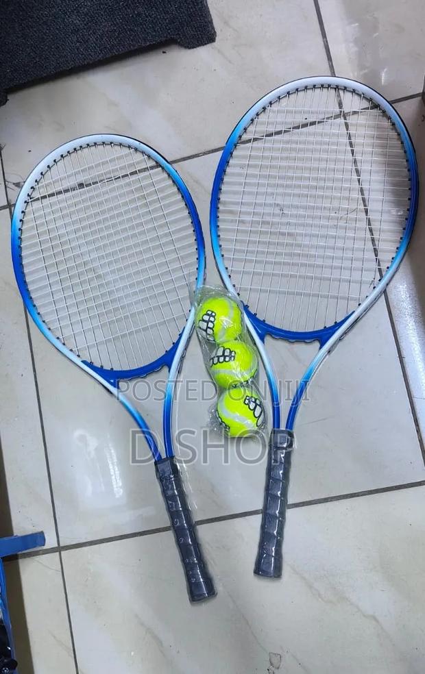 Lawn Tennis Racket and 3 Balls - thumbnail 2