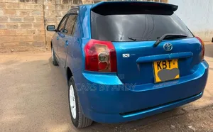 Toyota Corolla RunX 2006 Blue